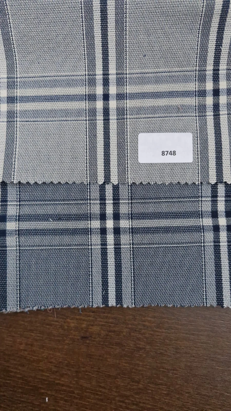 Design 8748
